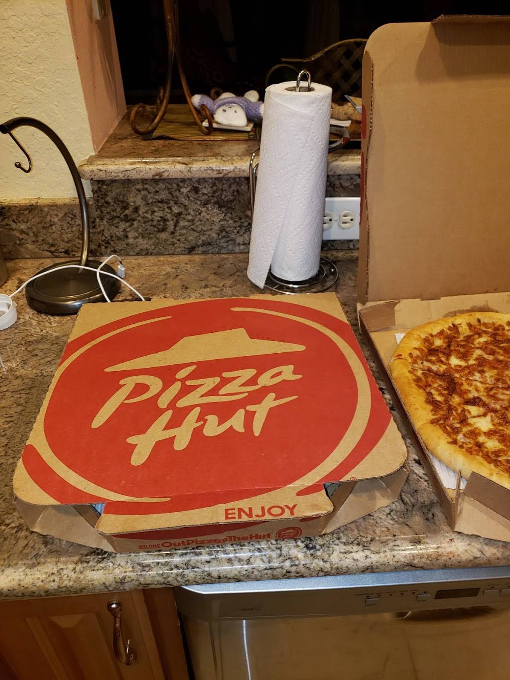 Pizza Hut | meal takeaway | 12695 Tamiami Trail E, Naples, FL 34113, USA | 2397329005 OR +1 239-732-9005