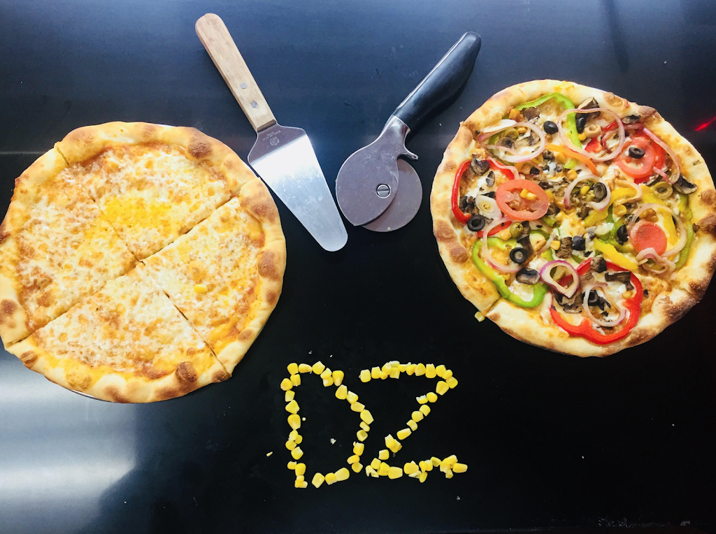 Restaurant DZ Taouk | meal delivery | 2260 Rue Fleury E, Montréal, QC H2B 1K6, Canada | 5143836223 OR +1 514-383-6223