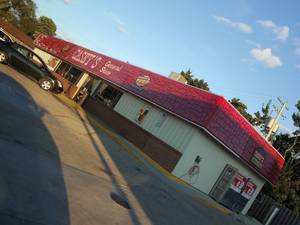 Caseys | meal takeaway | 109 Main St, Crescent City, IL 60928, USA | 8156832722 OR +1 815-683-2722