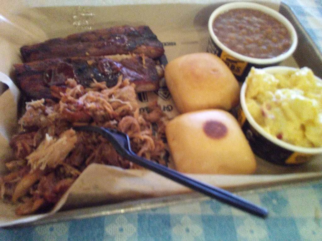 Dickeys Barbecue Pit Restaurant 15683 Roy Rogers Dr, Victorville