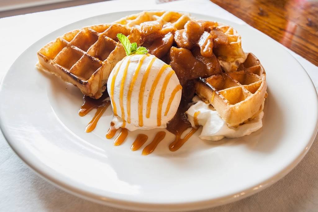 The Alburtis Tavern | restaurant | 106 S Main St, Alburtis, PA 18011, USA | 6109280404 OR +1 610-928-0404