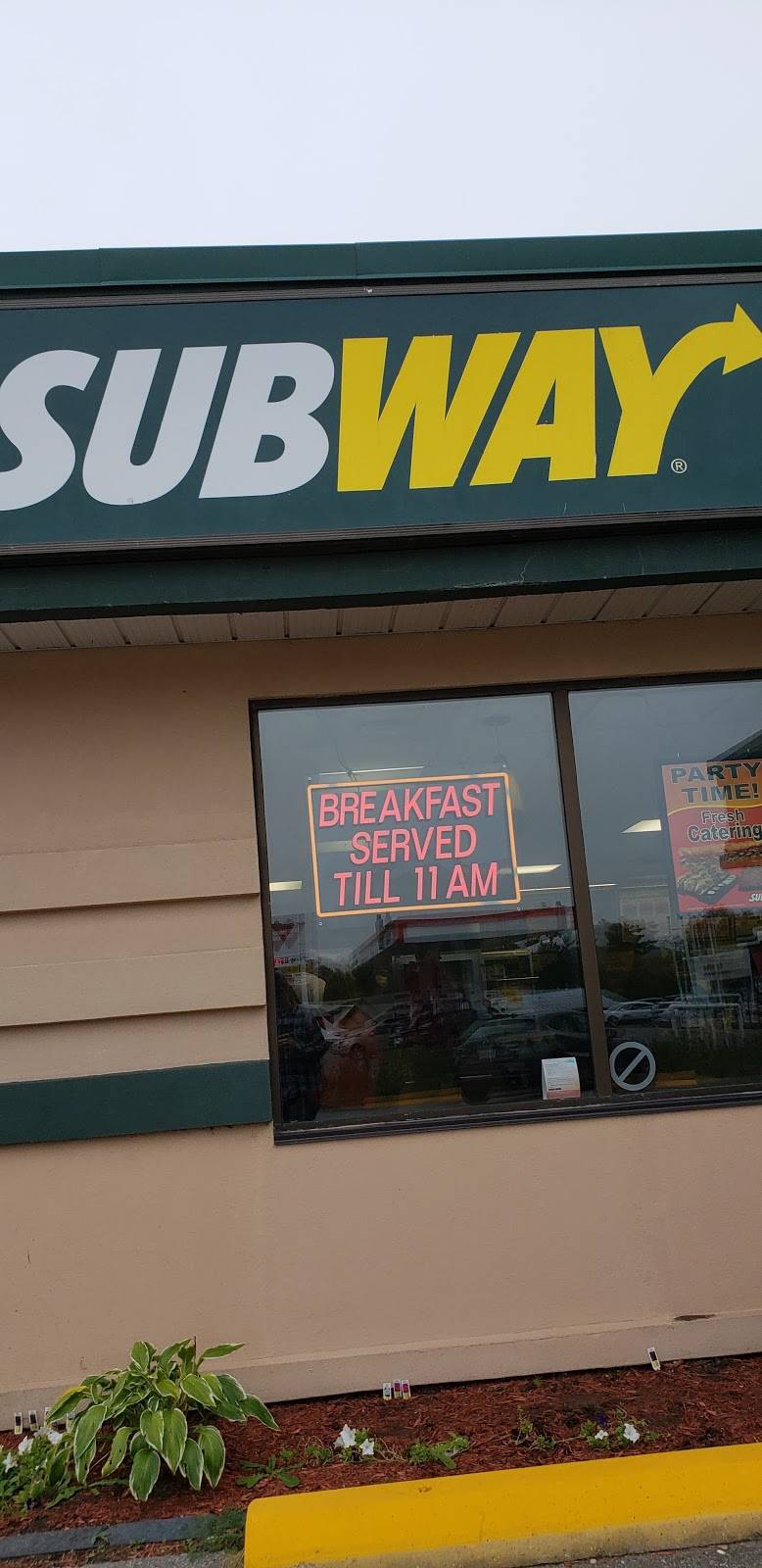 Subway | meal takeaway | 12621 Highway 35 Peakside Plaza, Minden, ON K0M 2K0, Canada | 7052866618 OR +1 705-286-6618