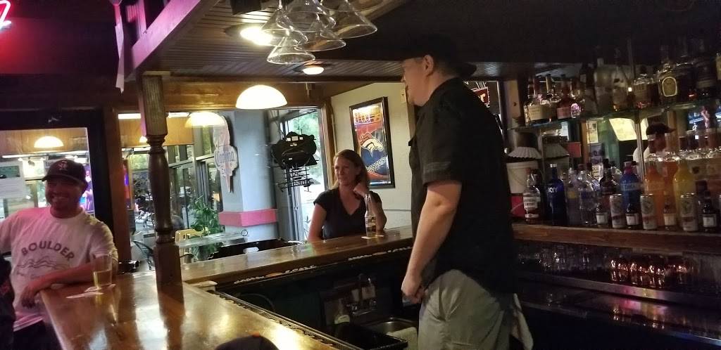 Dillingers Food & Spirits | night club | 1202 Centaur Village Dr, Lafayette, CO 80026, USA | 3036666979 OR +1 303-666-6979