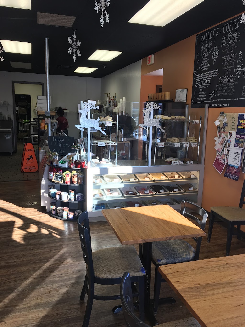 Baileys Coffeehouse and Fudge Shop | cafe | 3024 Broadway St, Quincy, IL 62301, USA | 2172313834 OR +1 217-231-3834
