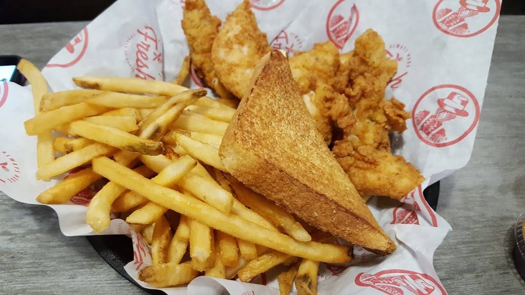 Slim Chickens 2490 Gulf Fwy S, League City, TX 77573, USA