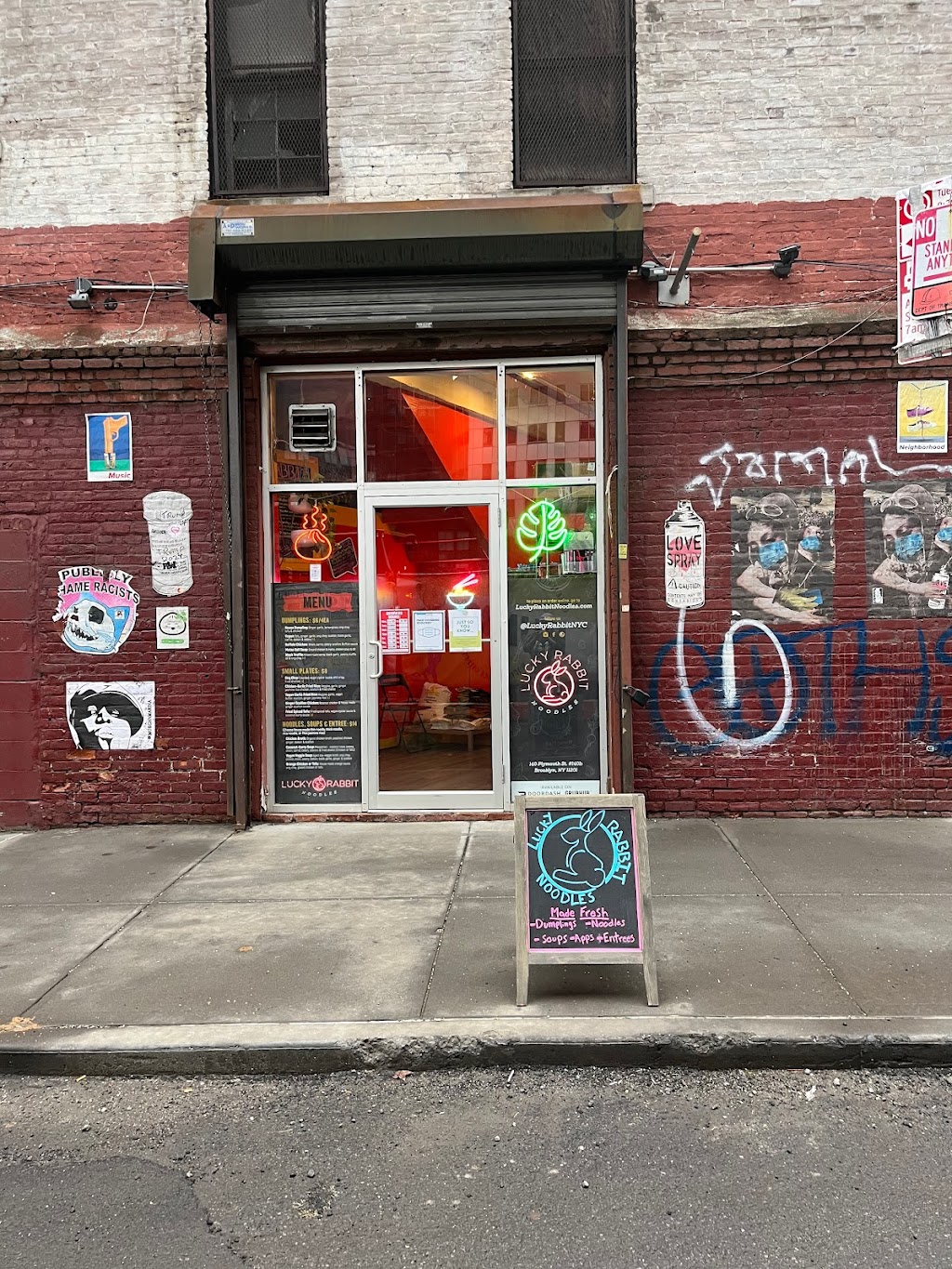 Lucky Rabbit Noodles | restaurant | 140 Plymouth St, Brooklyn, NY 11201, USA | 3479160098 OR +1 347-916-0098
