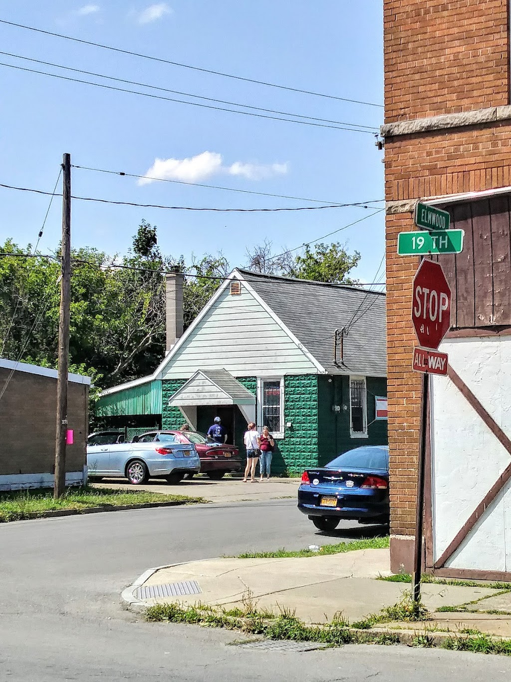 The Little Bakery | bakery | 842 19th St, Niagara Falls, NY 14301, USA | 7168442280 OR +1 716-844-2280