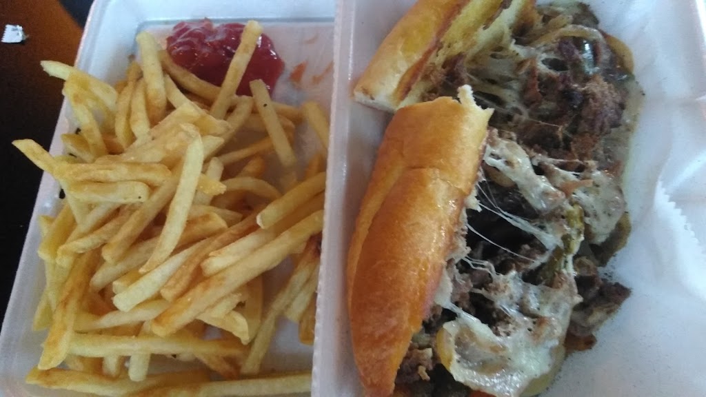 Lennys | restaurant | 31996 MO-21, Lesterville, MO 63654, USA | 5736372506 OR +1 573-637-2506
