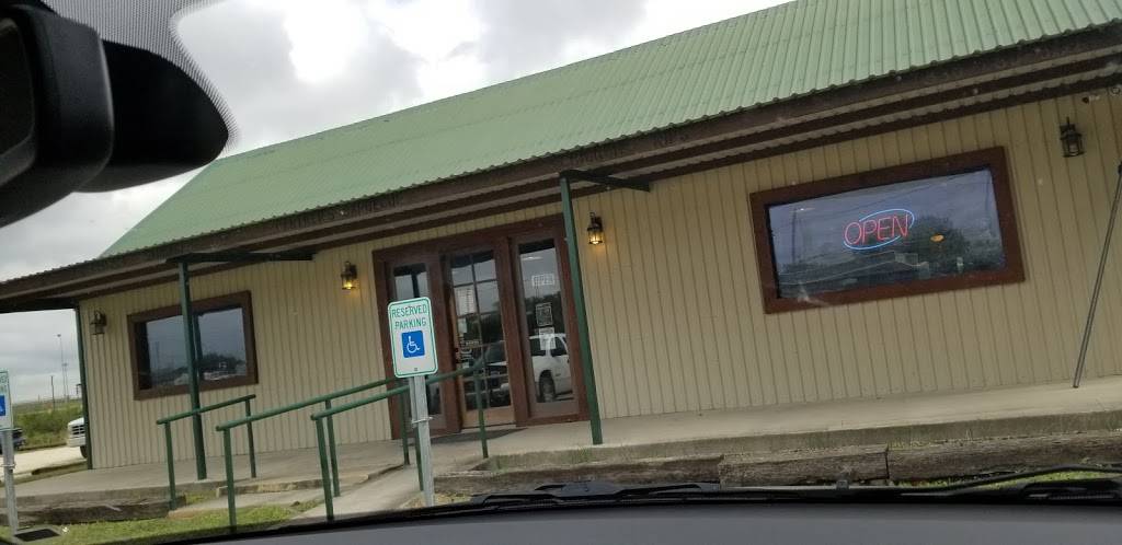 Partners BBQ | restaurant | 204 TX-123, Karnes City, TX 78118, USA | 8307805121 OR +1 830-780-5121