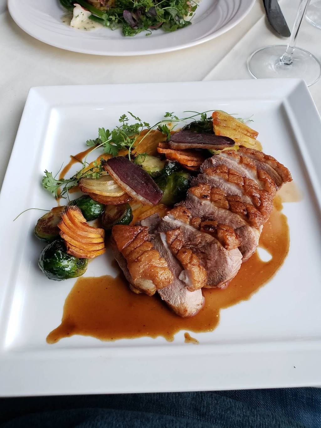 Bread and Water | restaurant | 51 Warwick St, Middletown, CT 06457, USA | 8608525944 OR +1 860-852-5944