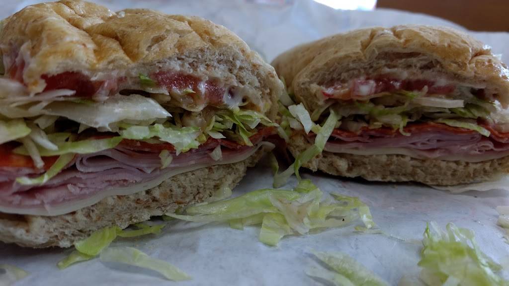 Jersey Mikes Subs | meal takeaway | 1568 Oak Ridge Turnpike, Oak Ridge, TN 37830, USA | 8654832345 OR +1 865-483-2345