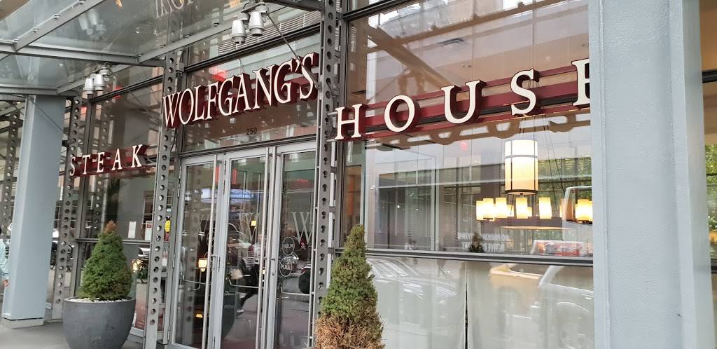 Wolfgangs Steakhouse | restaurant | 250 W 41st St, New York, NY 10036, USA | 2129213720 OR +1 212-921-3720