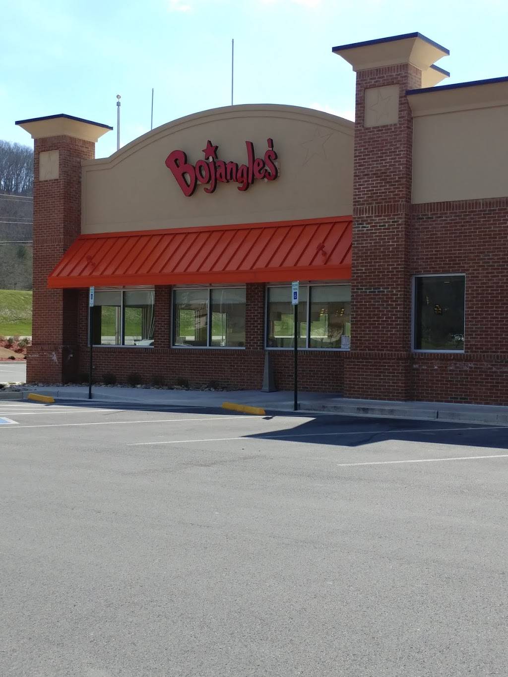 Bojangles Famous Chicken n Biscuits | restaurant | 3435 Rhea County Hwy, Dayton, TN 37321, USA | 4237751791 OR +1 423-775-1791