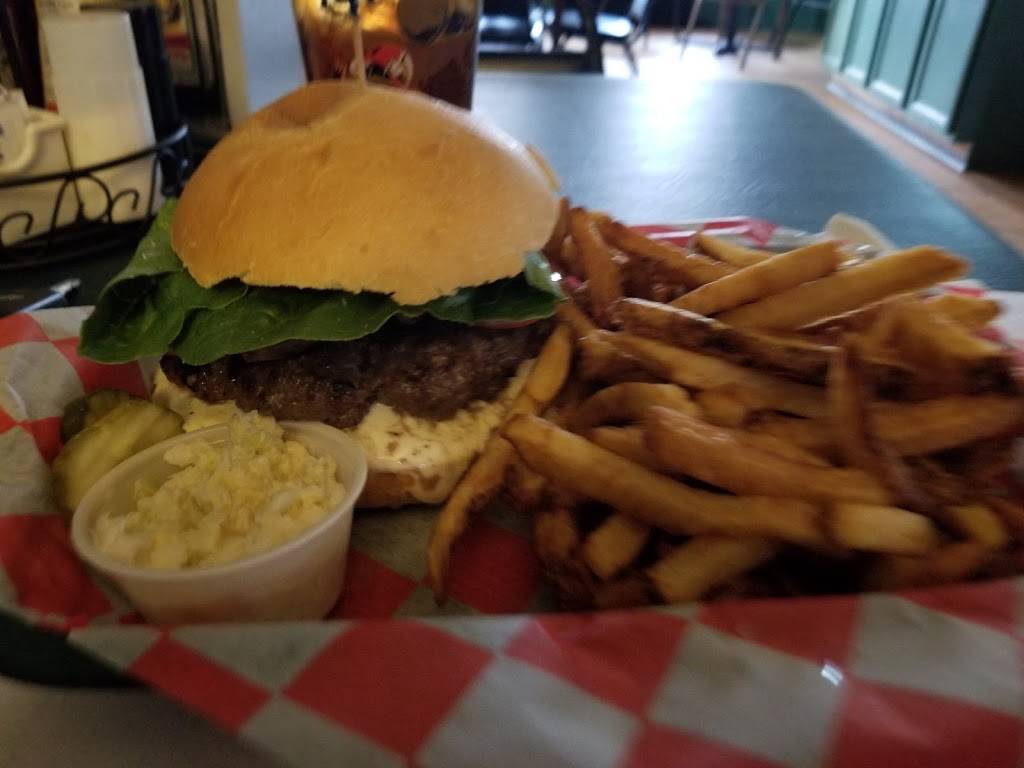 Lombardis Brookside Inn | restaurant | 593 Main St, Tobyhanna, PA 18466, USA | 5708944966 OR +1 570-894-4966