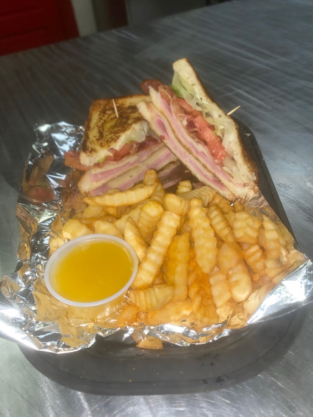 Wise Guys Restaurant | restaurant | 416 Park Ave, Ironton, OH 45638, USA | 7404428046 OR +1 740-442-8046