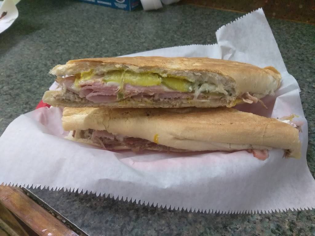 Crossroads Market &Grill, Inc. | restaurant | 5463 State Road 6 West, Jasper, FL 32052, USA | 3869381111 OR +1 386-938-1111