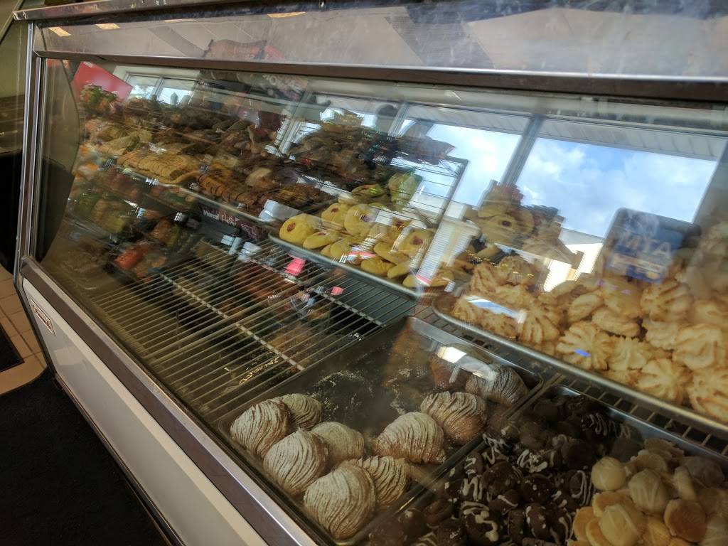 Jim Romas Bakery | bakery | 202 N Nanticoke Ave, Endicott, NY 13760, USA | 6077487425 OR +1 607-748-7425