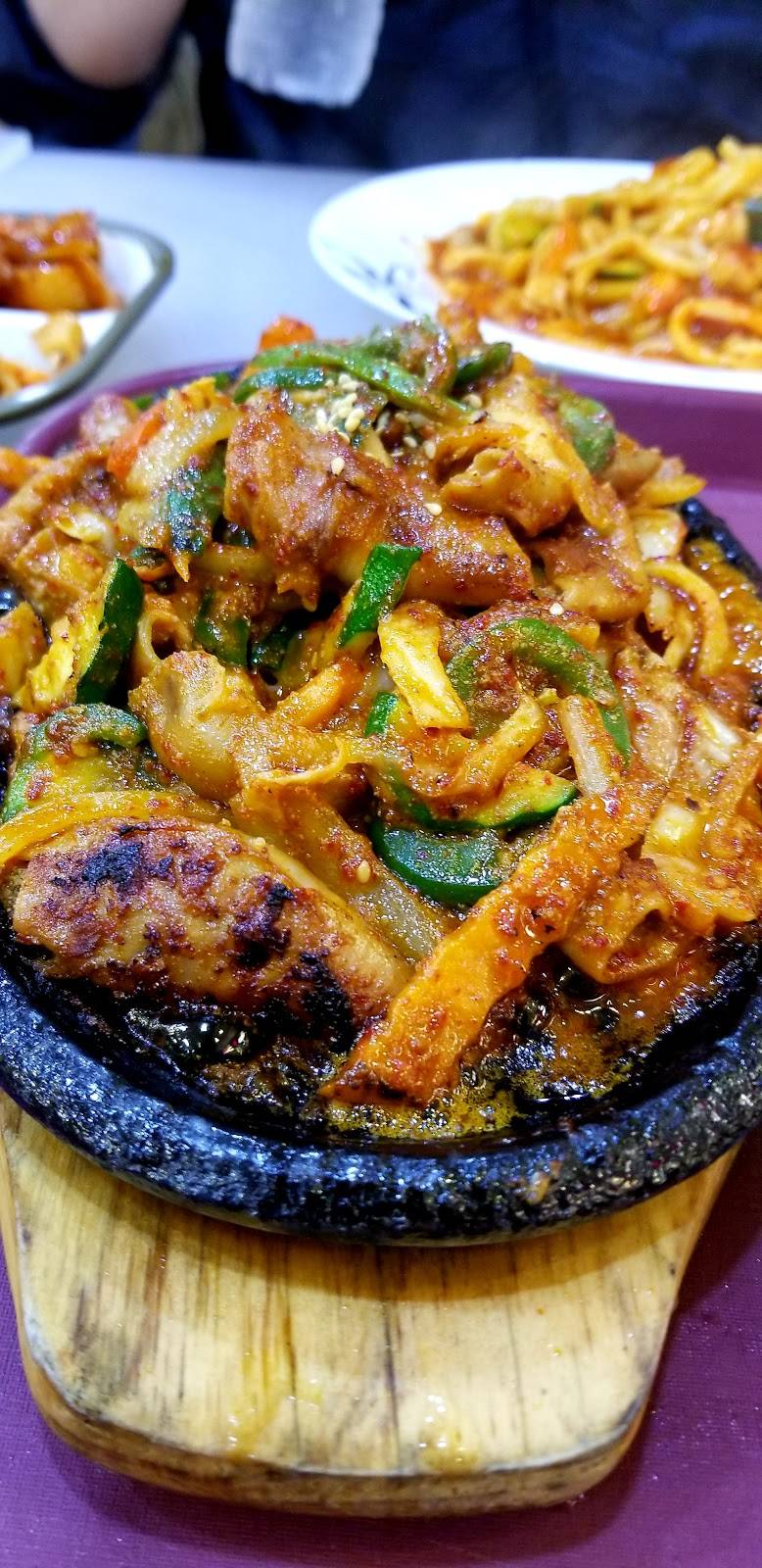 Yori Yori | restaurant | 1302 Blalock Rd, Houston, TX 77055, USA | 7134670777 OR +1 713-467-0777
