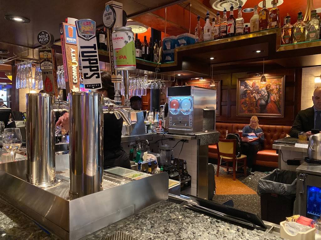 Pappadeaux Seafood Bar | restaurant | Terminal C, 2330 N International Pkwy Gate 14, Dallas, TX 75261, USA | 9724530087 OR +1 972-453-0087