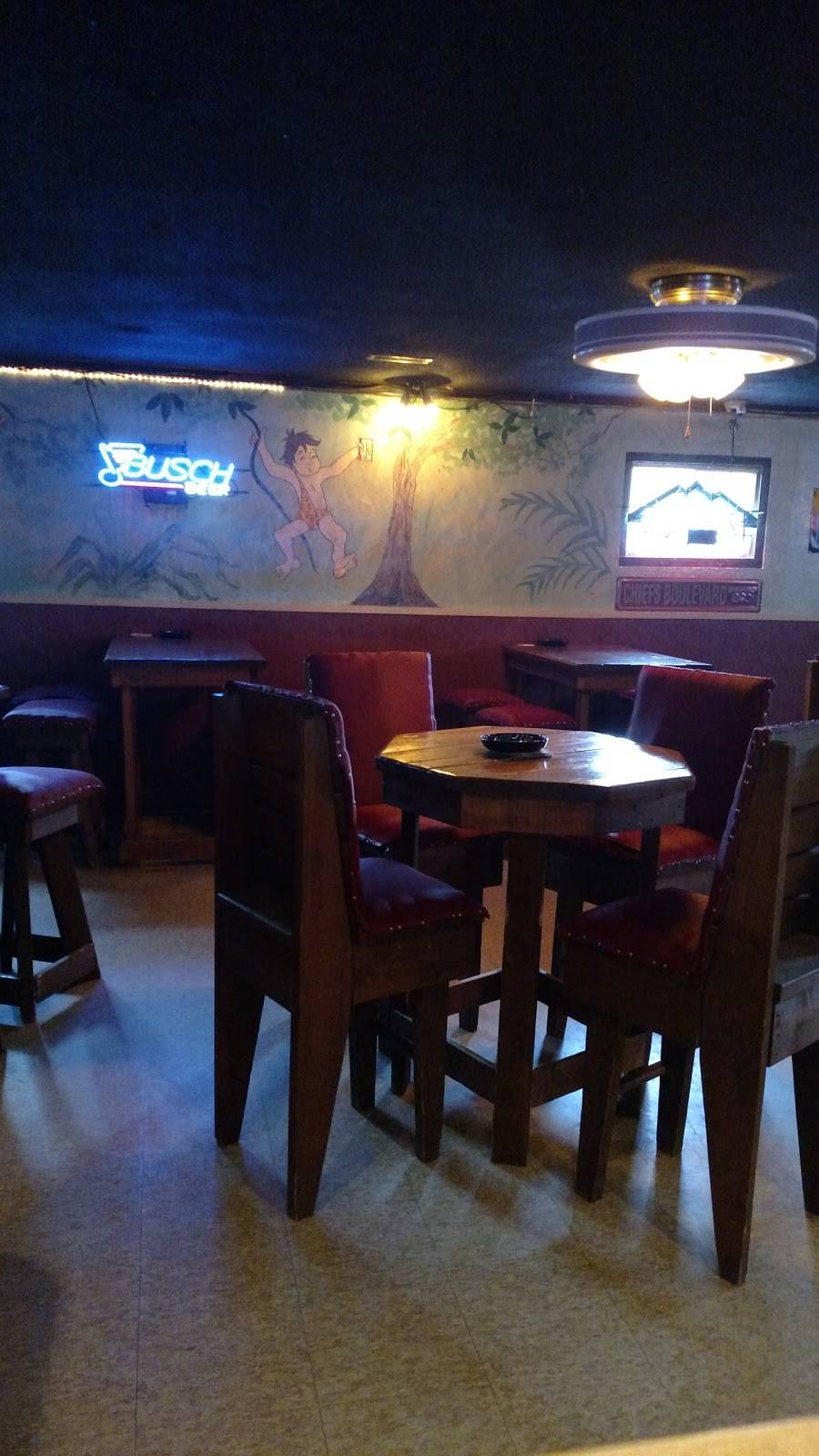 Jungle Bar & Grill | restaurant | 30786 Forthview Rd, Edwards, MO 65326, USA | 5733450888 OR +1 573-345-0888