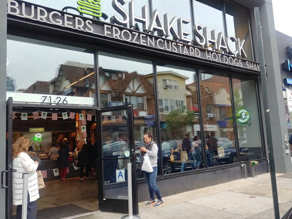 Shake Shack | restaurant | 71-26 Austin St, Forest Hills, NY 11375, USA | 7189283234 OR +1 718-928-3234