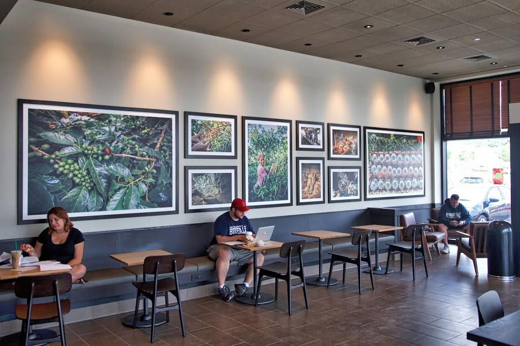 Starbucks | cafe | 228 Washington St Suite 200, Attleboro, MA 02703, USA | 7742038565 OR +1 774-203-8565