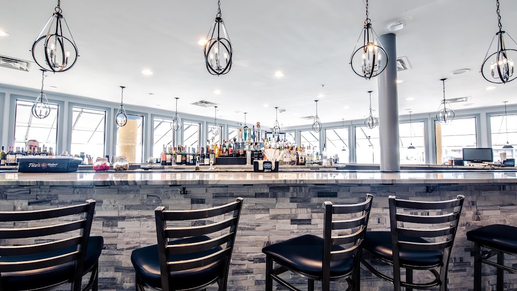 IL GABBIANO | restaurant | 501 Long Wharf Dr, New Haven, CT 06511, USA | 2038217425 OR +1 203-821-7425