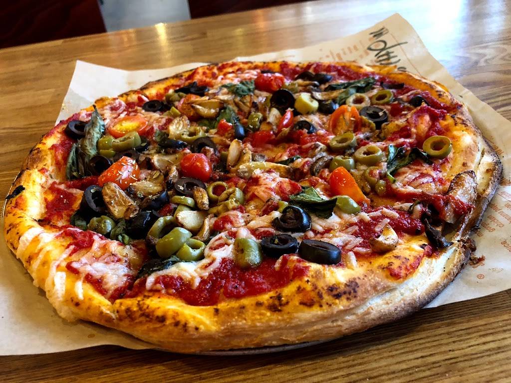 Blaze Pizza | meal takeaway | Glendale Galleria, 100 W Broadway, Glendale, CA 91210, USA | 8184950573 OR +1 818-495-0573