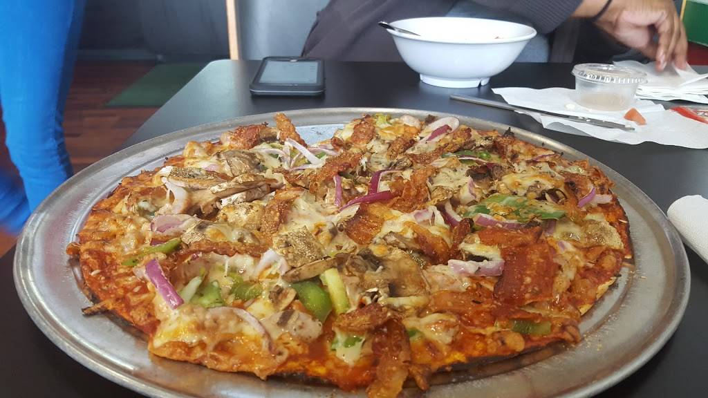 Imos Pizza | meal delivery | 904 S 4th St, St. Louis, MO 63102, USA | 3144214667 OR +1 314-421-4667