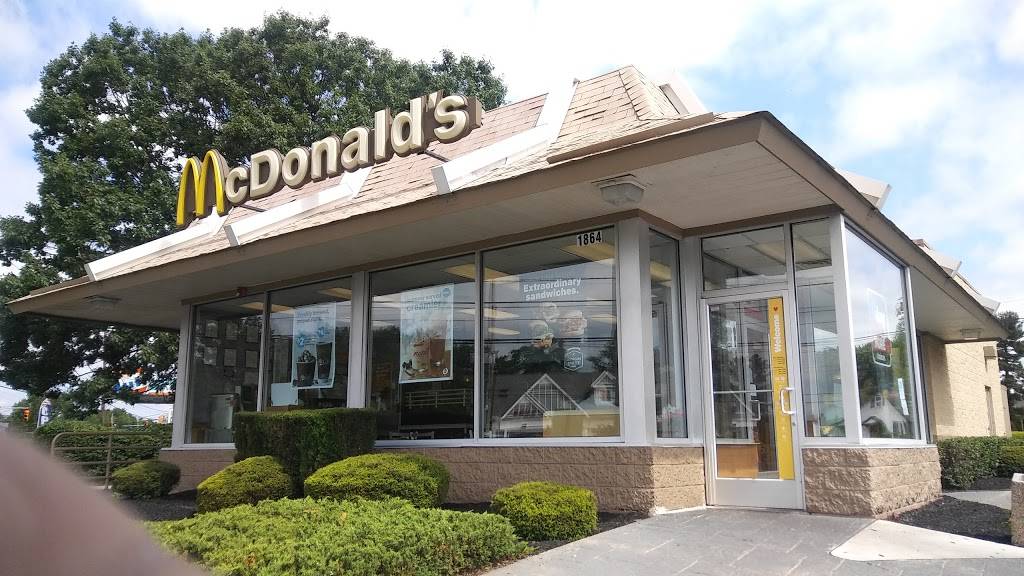 McDonalds | cafe | 1864 Burlington-Mount Holly Rd, Mt Holly, NJ 08060, USA | 6092678544 OR +1 609-267-8544