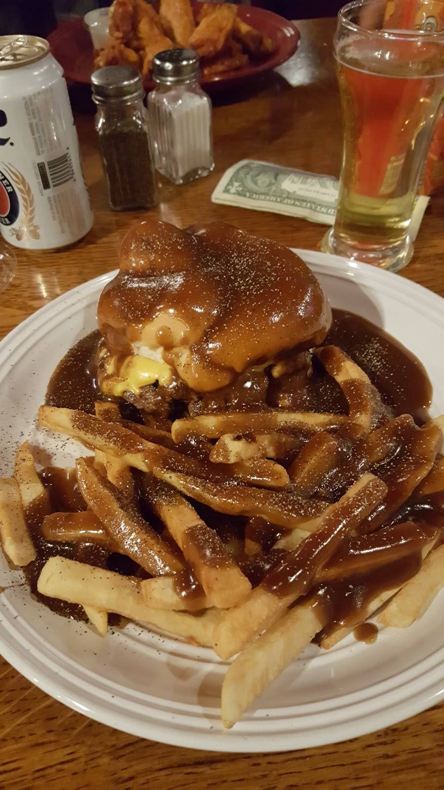 Reds Place | restaurant | 57 Fall St, Seneca Falls, NY 13148, USA | 3155689124 OR +1 315-568-9124