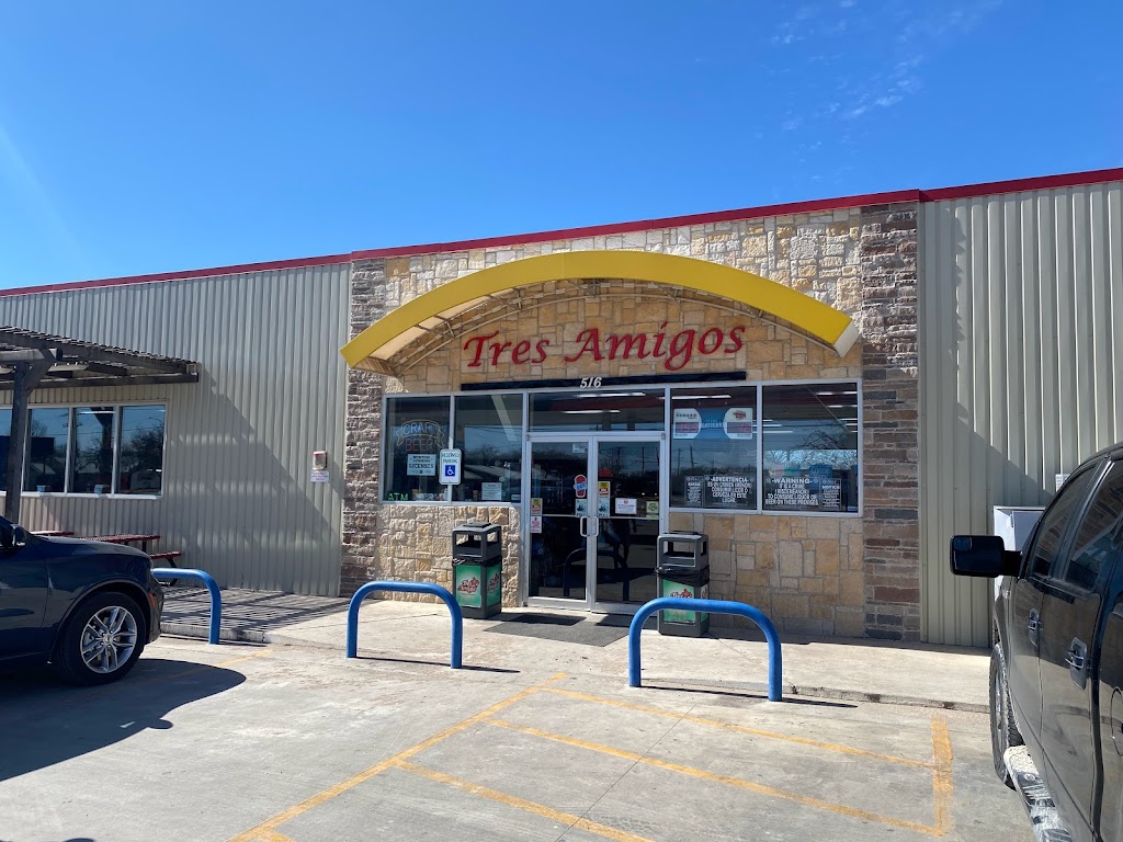 Tres Amigos Convenience Store | meal takeaway | 516 S Commercial Ave, Coleman, TX 76834, USA | 3256251011 OR +1 325-625-1011