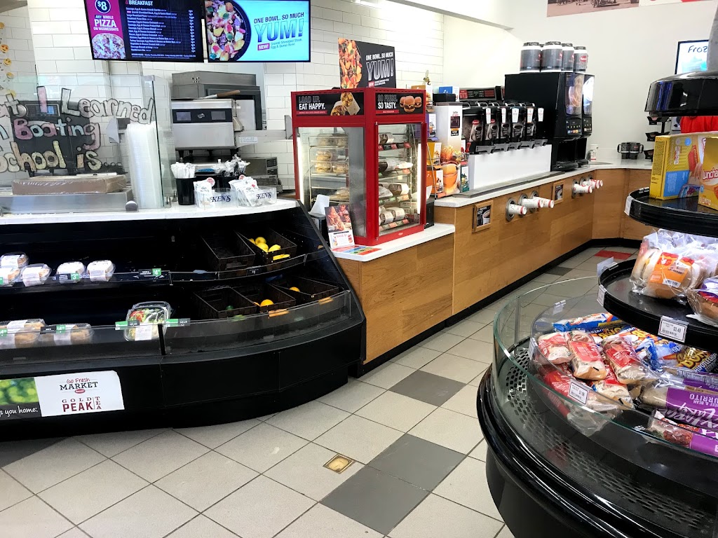 Kum & Go | meal takeaway | 905 Main St, Silt, CO 81652, USA | 9708760683 OR +1 970-876-0683