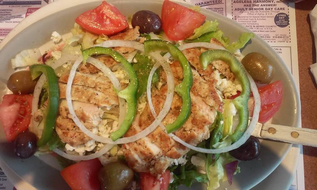 Deluxe Restaurant | restaurant | 2295 Lancaster Pike, Shillington, PA 19607, USA | 6107752577 OR +1 610-775-2577