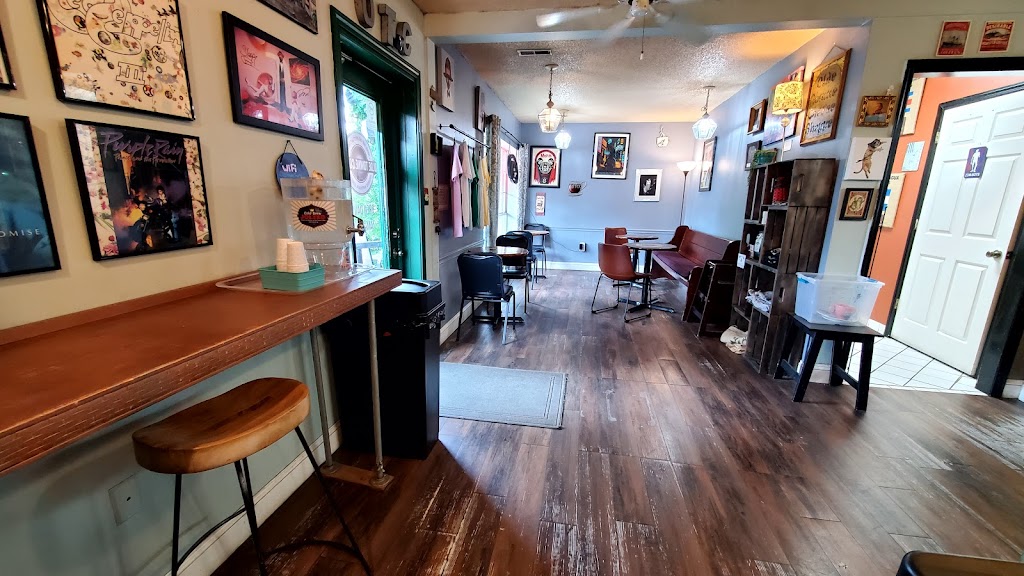 Olde Towne Coffee Shoppe | cafe | 511 Pratt Ave NE, Huntsville, AL 35801, USA | 2566030308 OR +1 256-603-0308