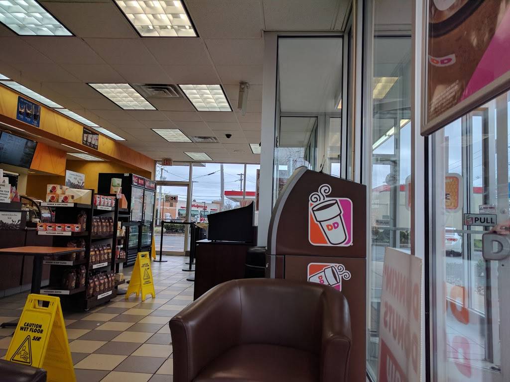 Dunkin Donuts | cafe | 490 US-1, Edison, NJ 08817, USA | 7327770370 OR +1 732-777-0370