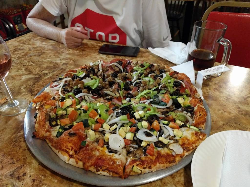 Caveman Caveys Pizza | restaurant | 3620 Mt Pinos Way #107, Frazier Park, CA 93225, USA | 6612451474 OR +1 661-245-1474