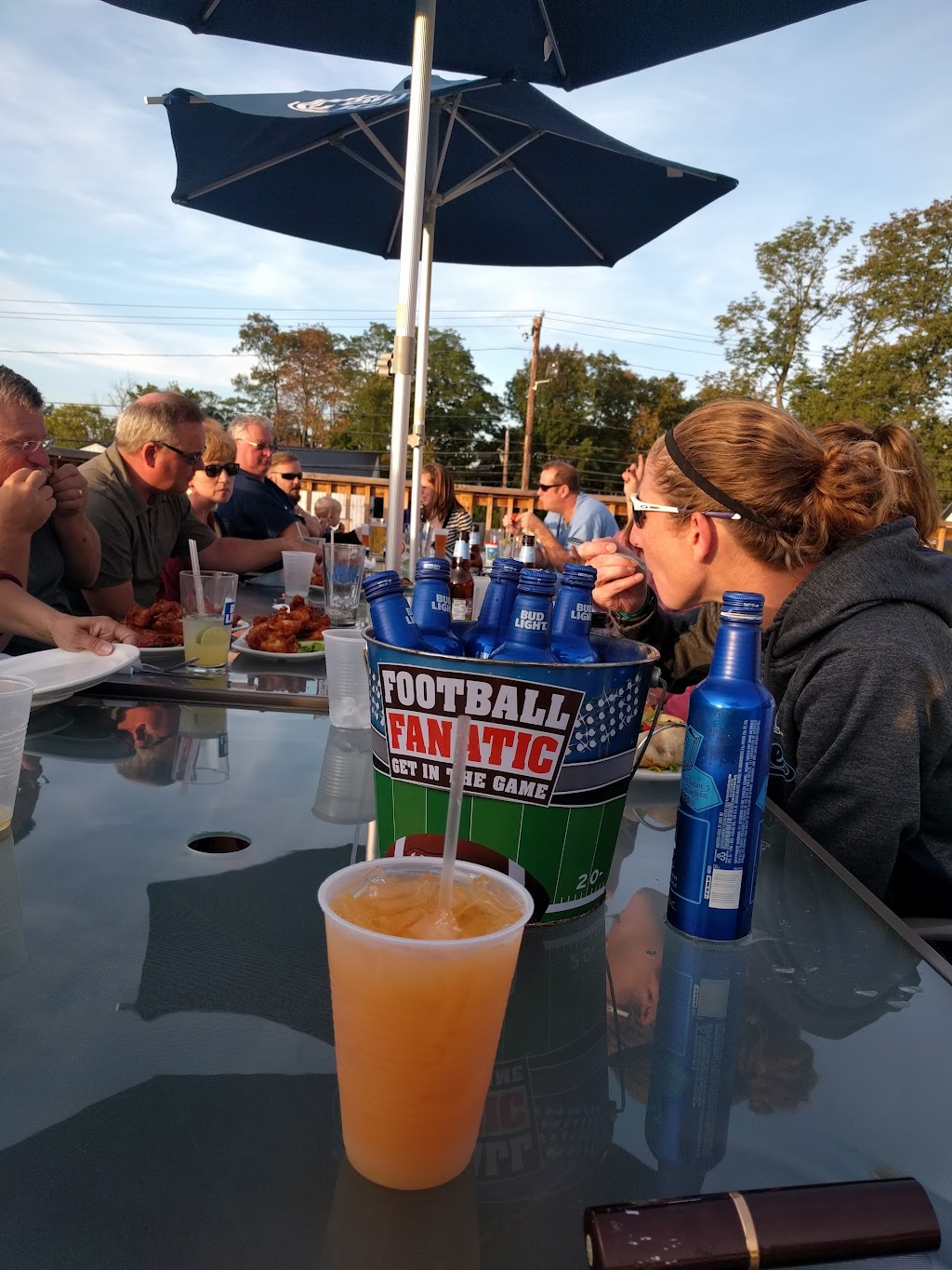Caesers Pub & Grill | restaurant | 663 Main St, Calais, ME 04619, USA | 2074547111 OR +1 207-454-7111