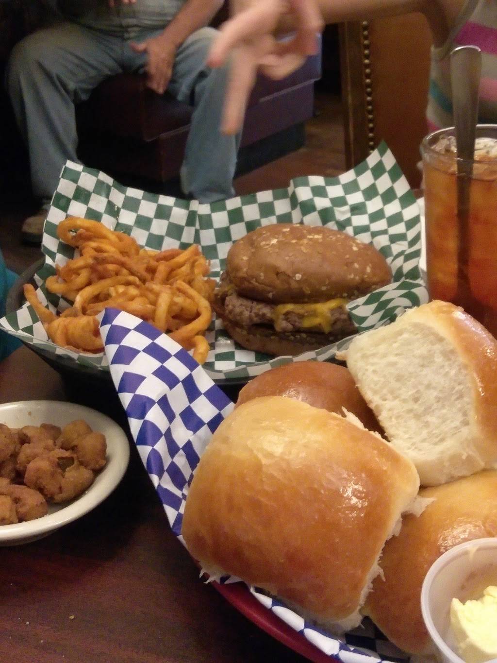 Sweet Boys Diner | restaurant | 220 N Mason St, Bowie, TX 76230, USA | 9408725555 OR +1 940-872-5555