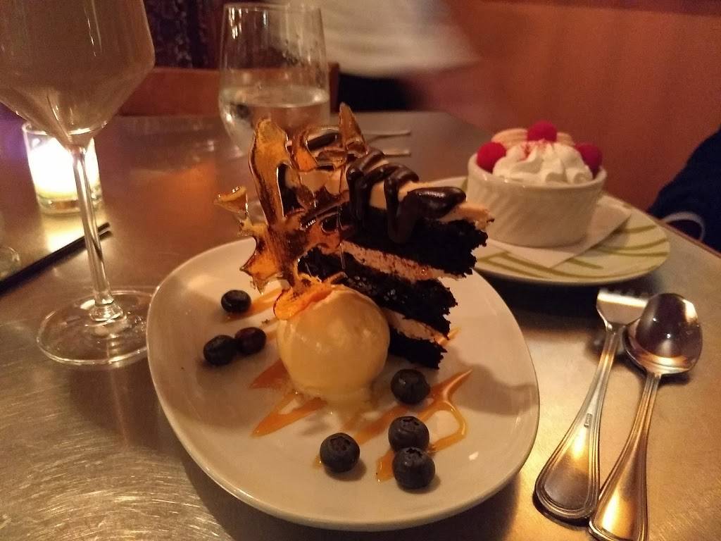 Nanas | restaurant | 2514 University Dr, Durham, NC 27707, USA | 9194938545 OR +1 919-493-8545