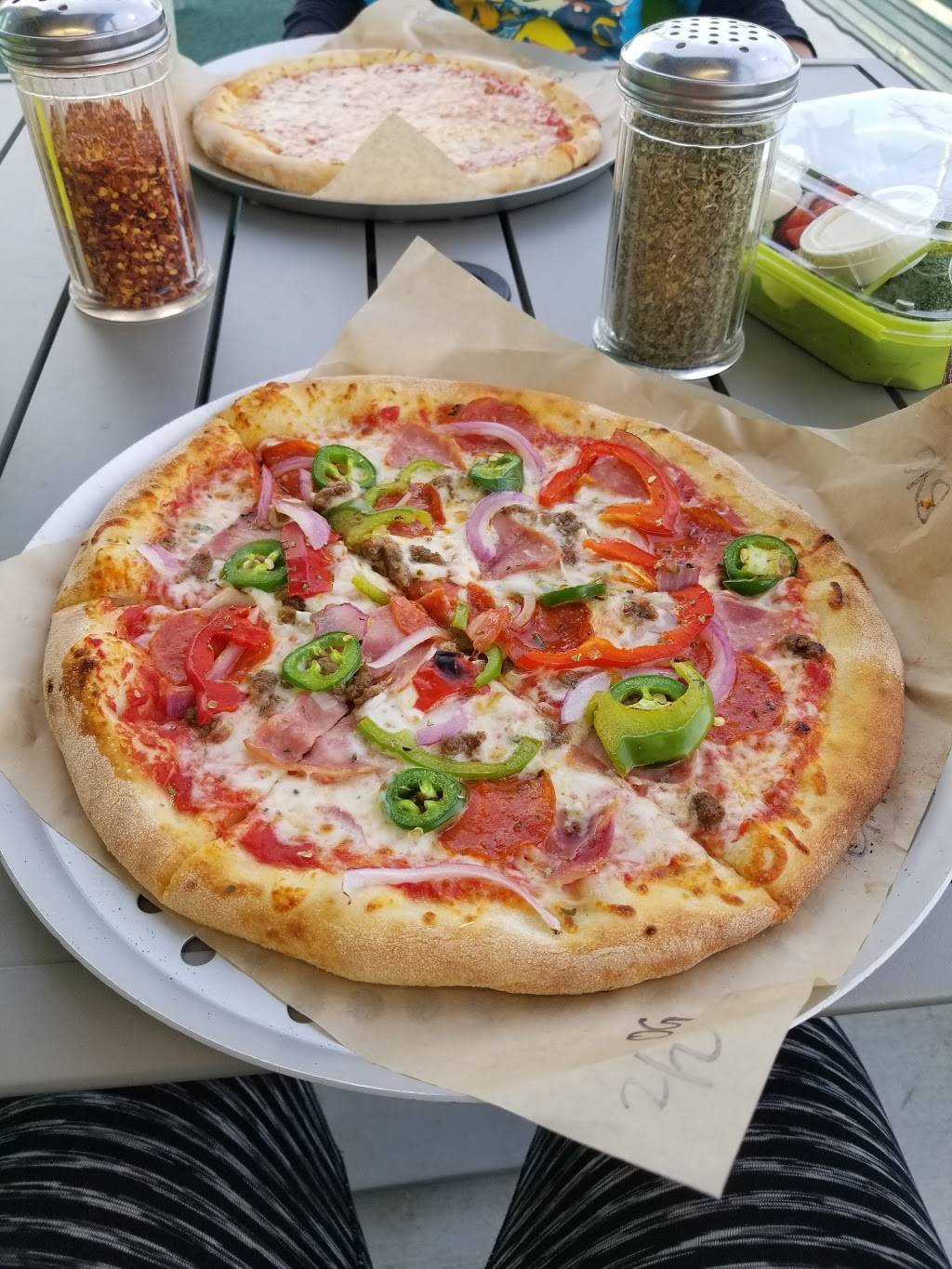 Urban Bricks Pizza Co | restaurant | 8000 Pat Booker Rd #100, Live Oak, TX 78233, USA | 2109670001 OR +1 210-967-0001