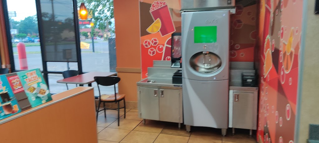 Jack in the Box | restaurant | 801 E Main St, Uvalde, TX 78801, USA | 8303339583 OR +1 830-333-9583