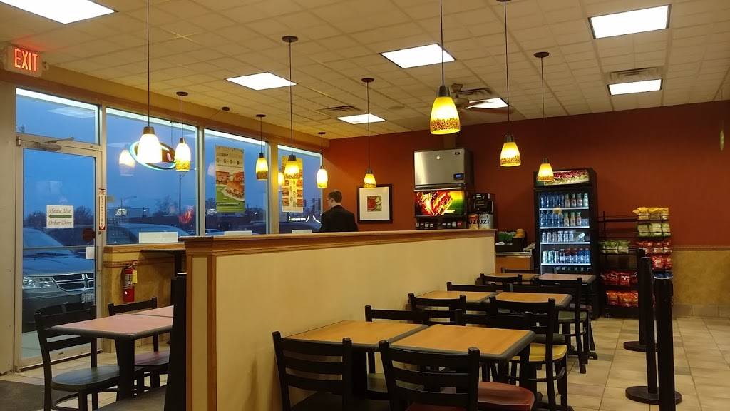 Subway Restaurants | restaurant | 80 E Division St, Coal City, IL 60416, USA | 8156343300 OR +1 815-634-3300