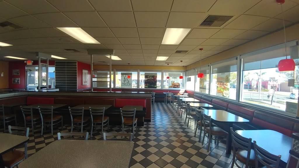 Carl's JR - Restaurant | 1752 Pacific Coast Hwy, Lomita, CA 90717, USA