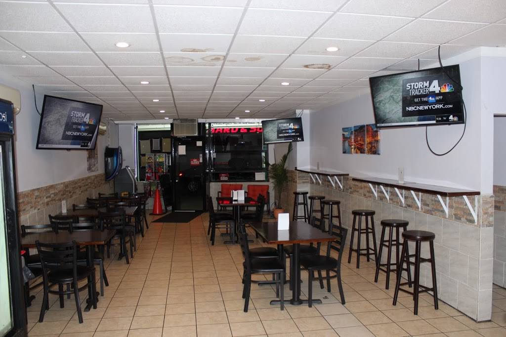 Tipsy Tomato Pizzeria And Bar | restaurant | 93-12 Liberty Ave, Ozone Park, NY 11417, USA | 7184806985 OR +1 718-480-6985