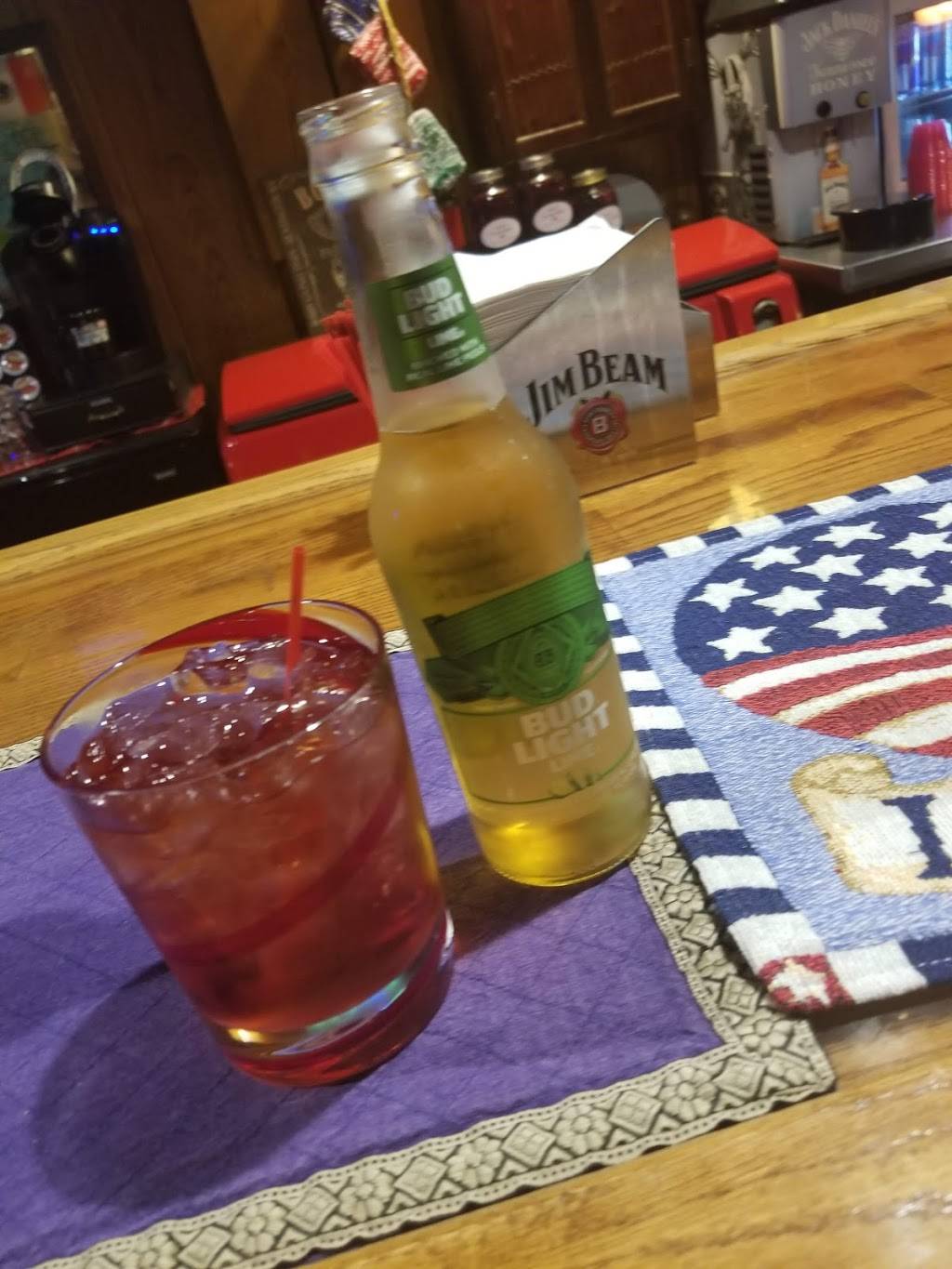 Bobby Gs | restaurant | 601 14th St W, Huntington, WV 25704, USA | 3045256800 OR +1 304-525-6800