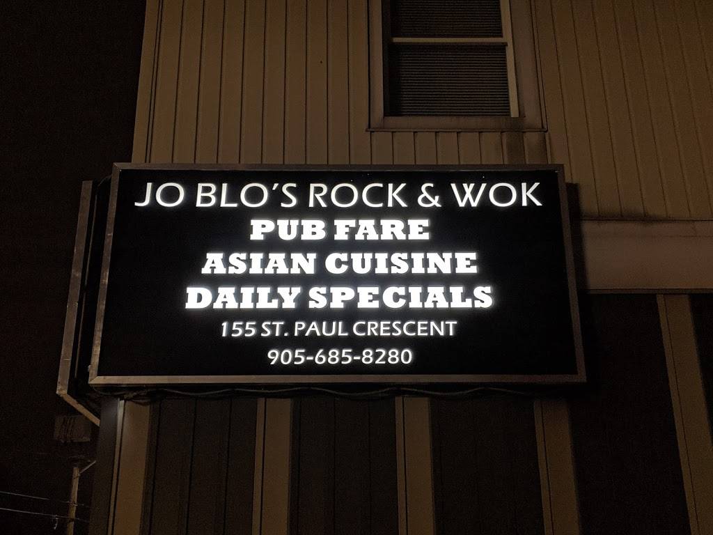 Jo Blo’s Rock & Wok | restaurant | 155 St Paul Crescent, St. Catharines, ON L2S 1N4, Canada | 9056858280 OR +1 905-685-8280