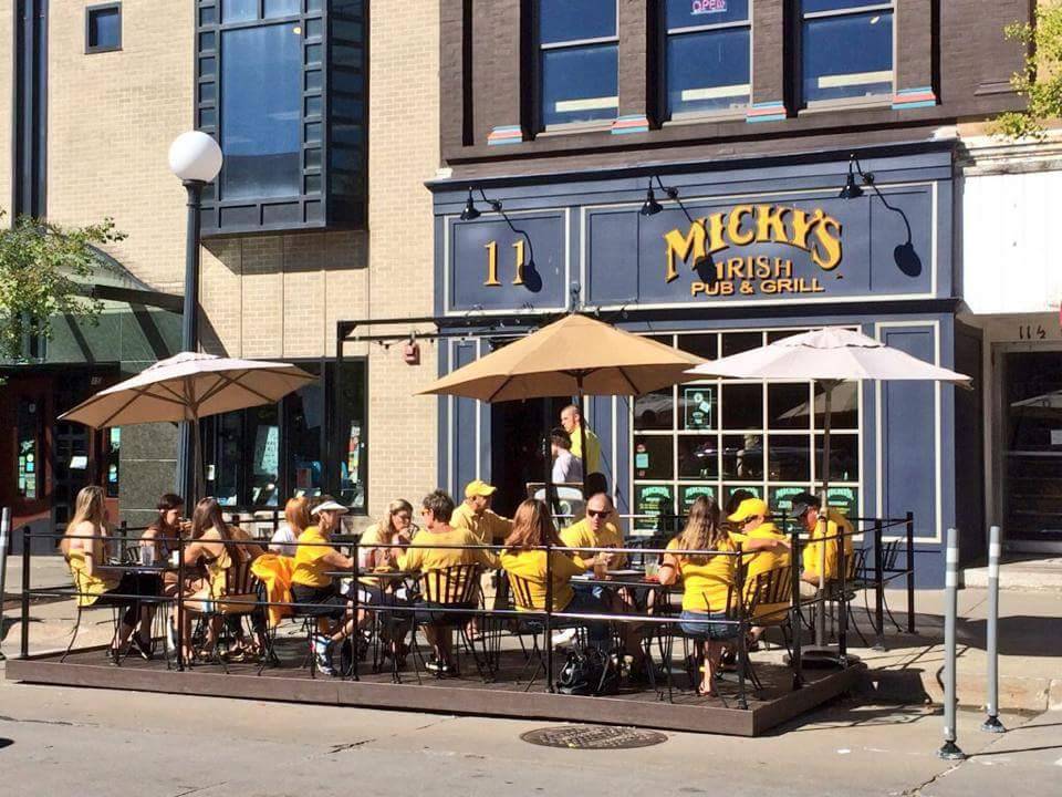 Mickys Irish Pub | restaurant | 11 S Dubuque St, Iowa City, IA 52240, USA | 3193386860 OR +1 319-338-6860