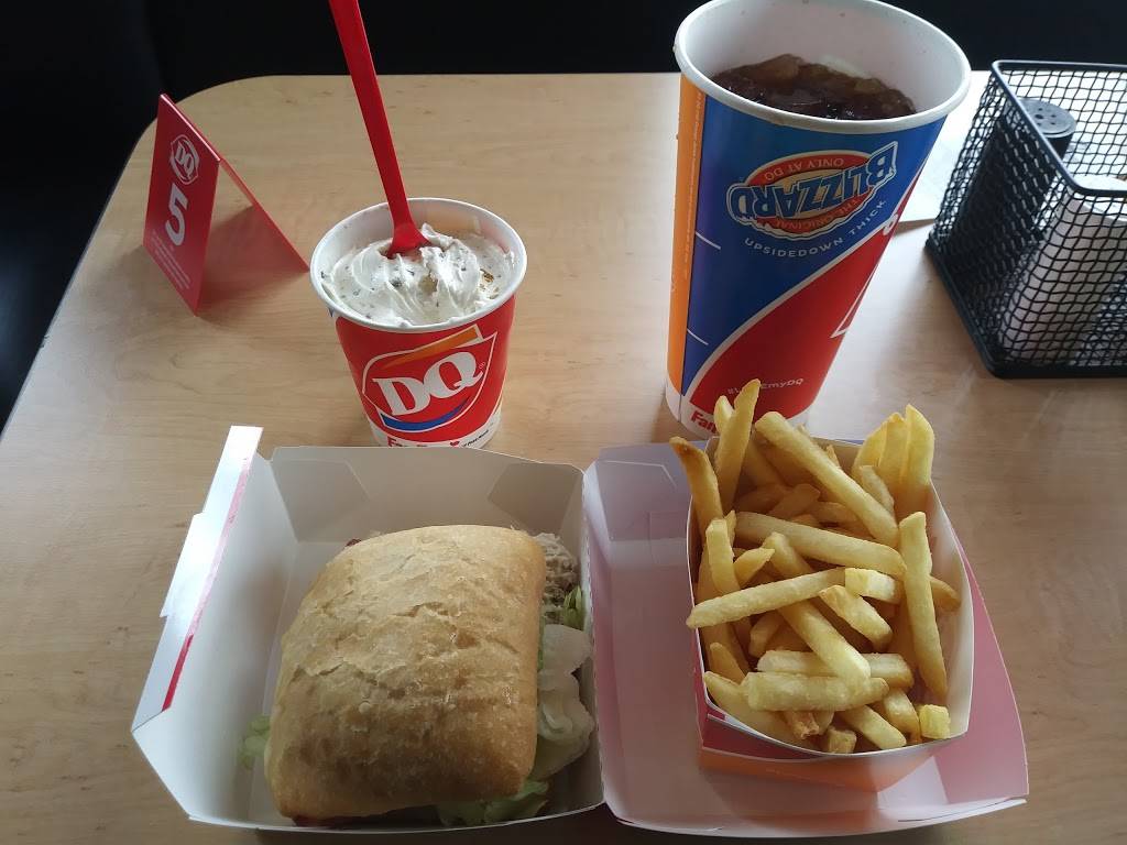 Dairy Queen Grill & Chill | restaurant | 3608 S Lincoln Ave, York, NE 68467, USA | 4027456312 OR +1 402-745-6312