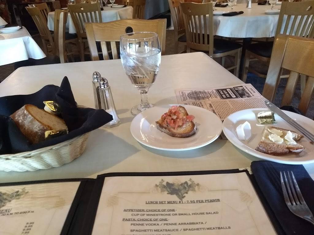 Ristorante Denicola MALLARD CREEK SHOPPING CENTER, 130 Almshouse Rd